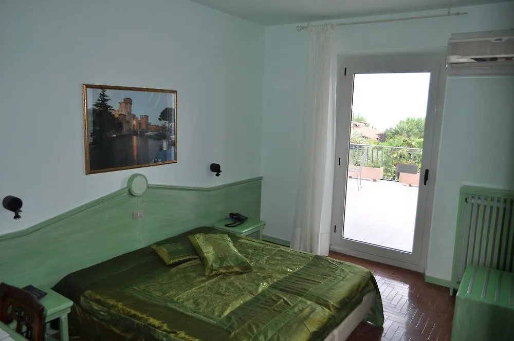 Hotel Oceano Peschiera del Garda Italia
