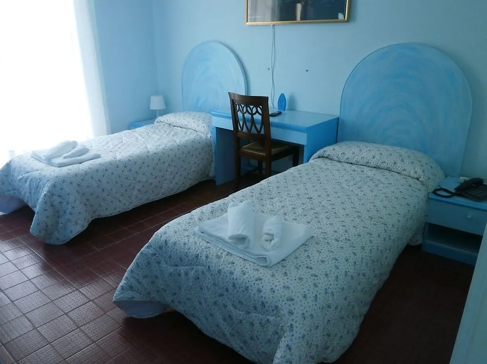 Hotel Oceano Peschiera del Garda 3*,  Italia