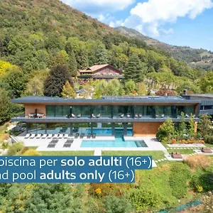 **** Hotel Phi Piajo Italia